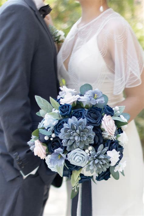 navy blue wedding bouquet|navy blue wedding outfit.